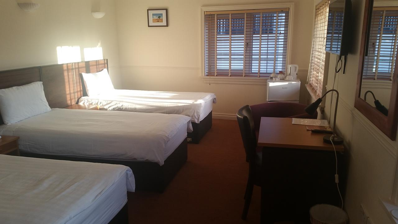 Charlotte Rooms คาร์โลว์ ภายนอก รูปภาพ
